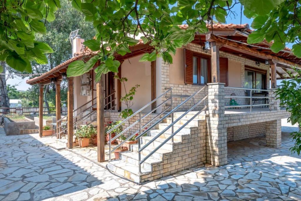 אורמוס פנגיאס Villas Ormos Palace מראה חיצוני תמונה
